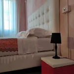 Отель Glicine Ноли