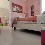 Отель Glicine 2*