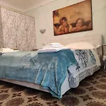 Glicine Отель Ноли