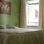 Glicine Отель