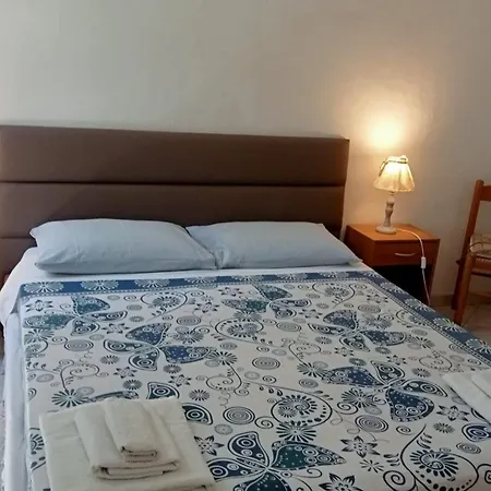 Glicine Otel 2*