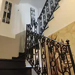 Glicine Hotel