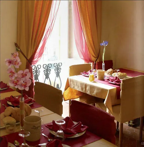 Hotel Glicine 2*
